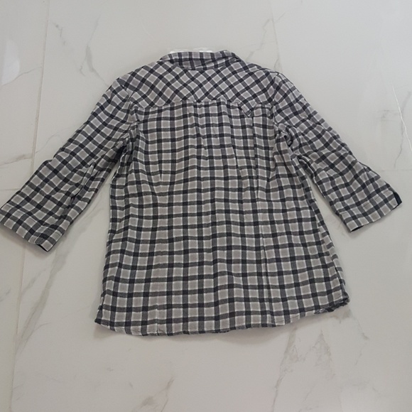 Vans 3/4 Black Gray Plaid Button up - Picture 3 of 6